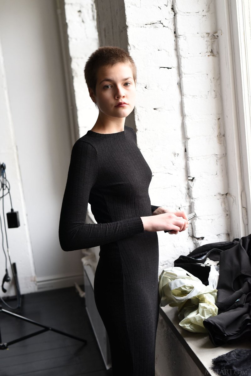 Анисия, 22